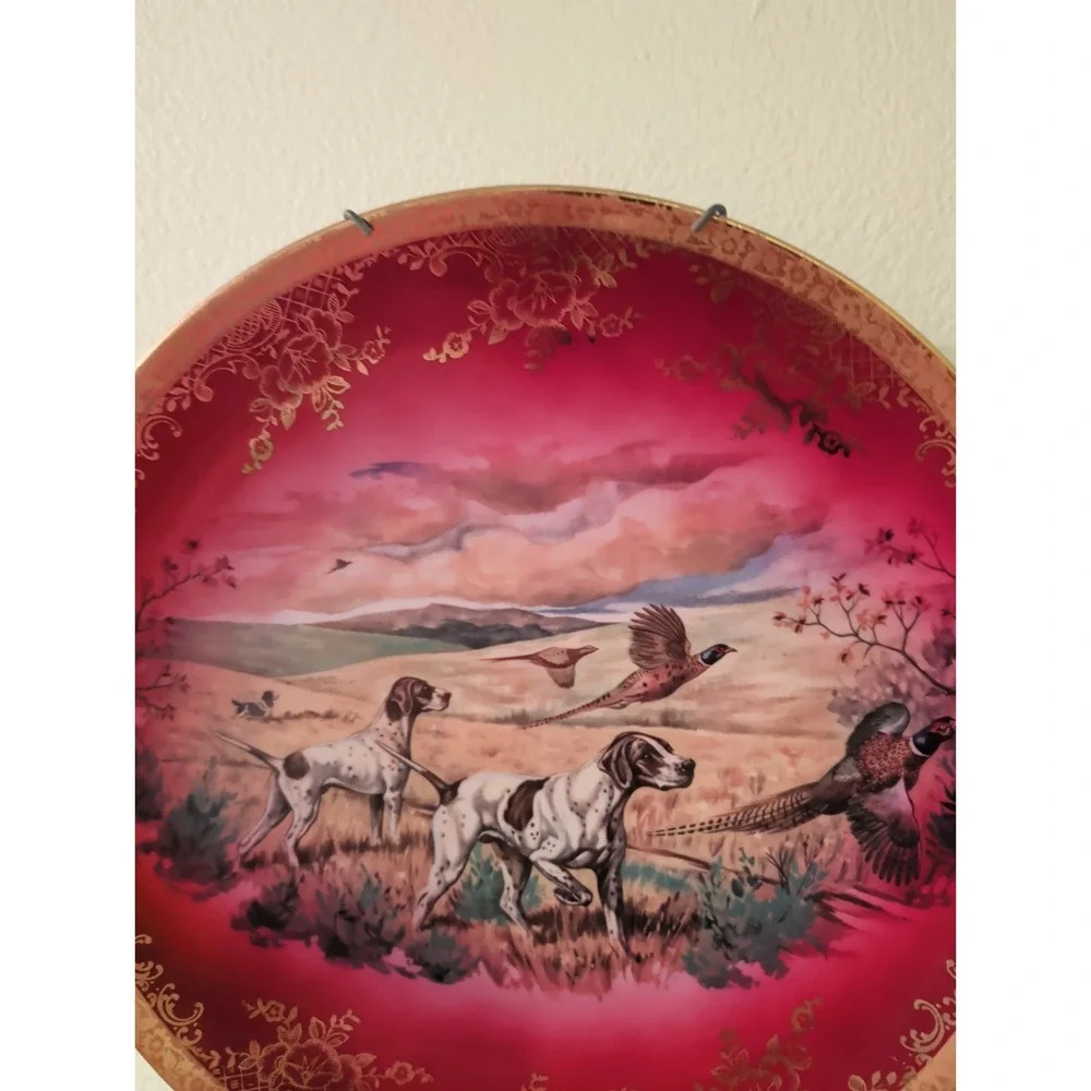 Dog Bavaria Plate STW Germany Pointer Hunting Pheasant Gold Gilt Maroon Large